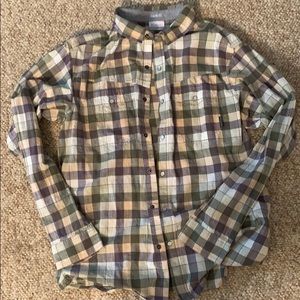 NWOT large Columbia plaid shirt.